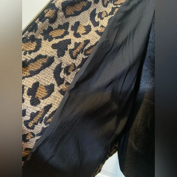 Chico’s~NWT~Jacquard~Leopard Print~Faux Leather Detail~Lined~Moto Jacket~Size 3 - Picture 12 of 16